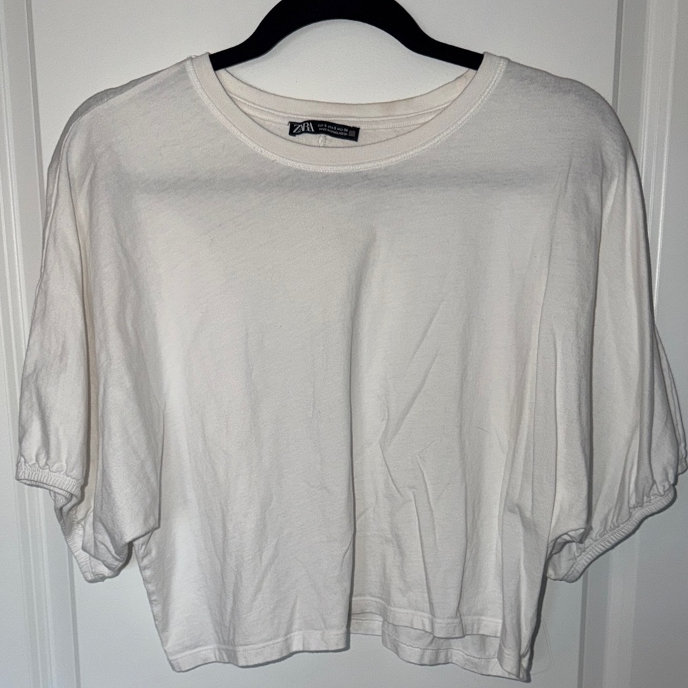 Zara Women's Cream Short Sleeve Tee